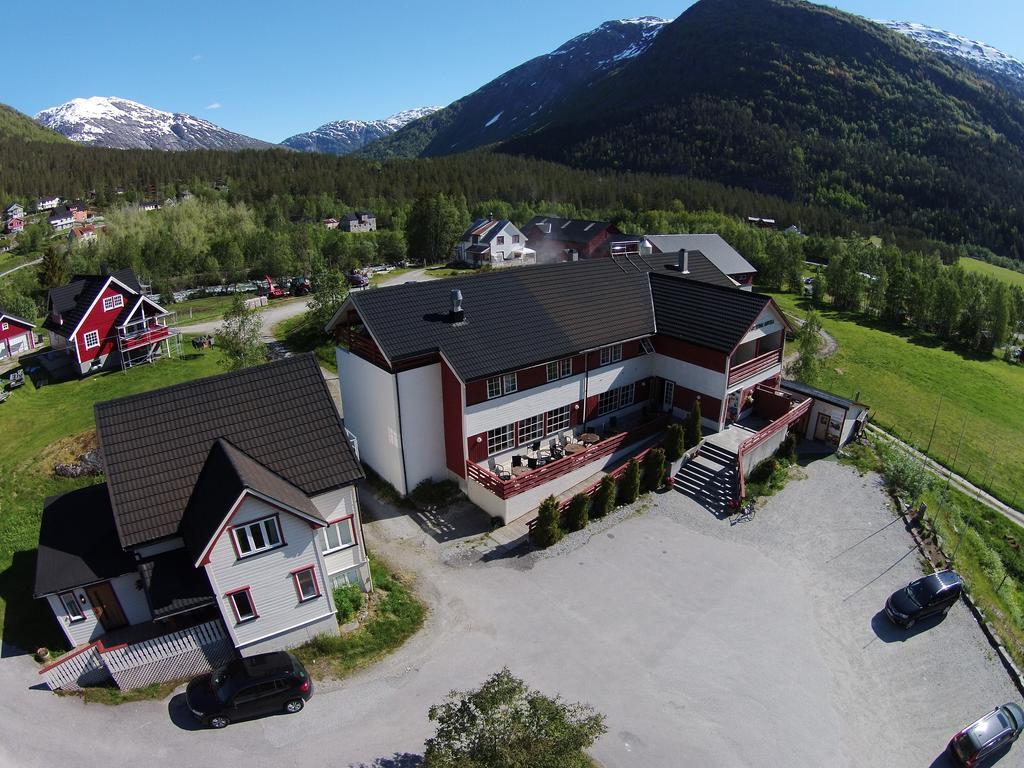 Jostedal Hotel Bagian luar foto
